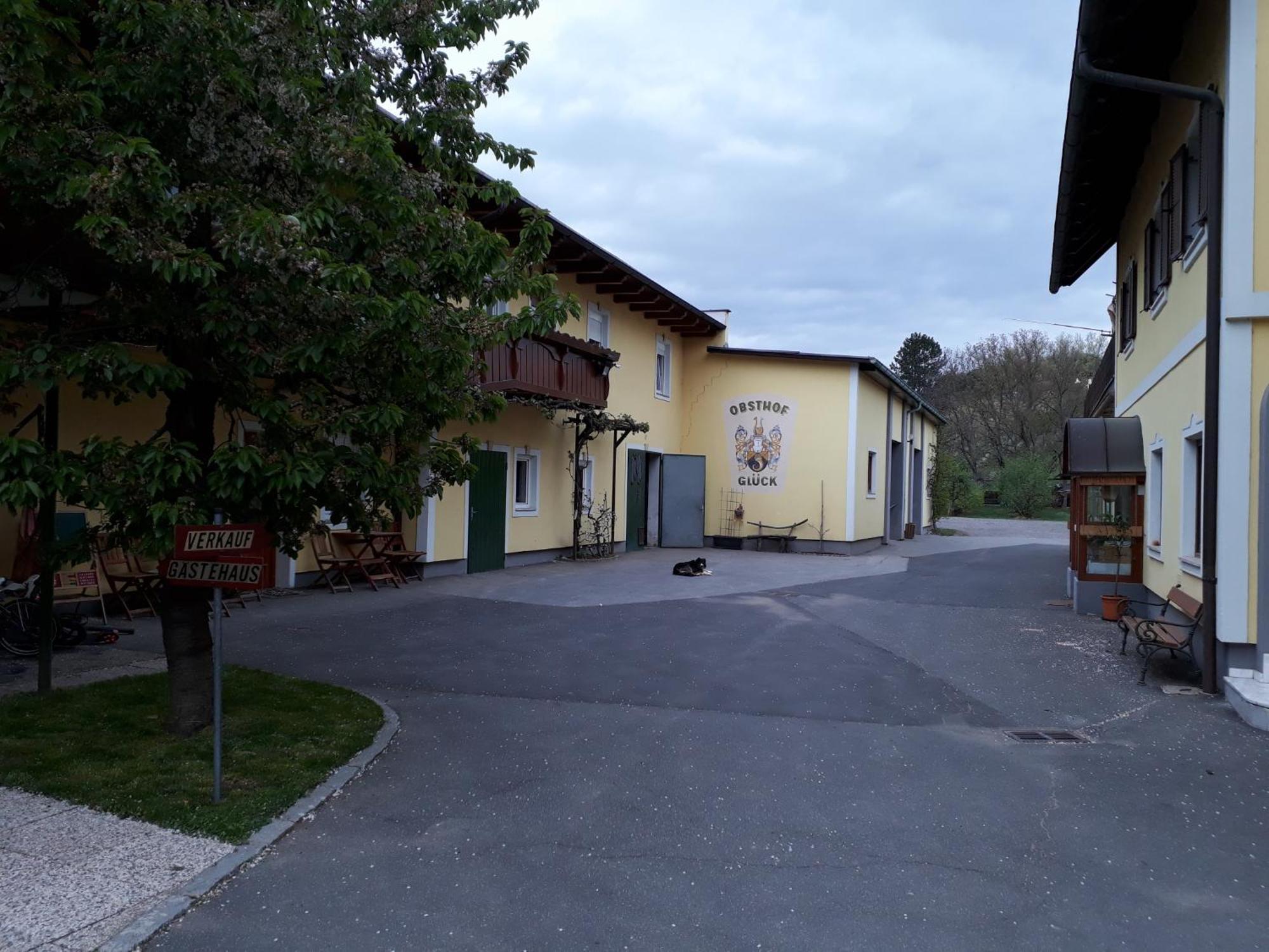 Obsthof Glueck Bed & Breakfast Gamlitz Luaran gambar